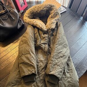 Babaton Olive Green Ski & Snow Jacket